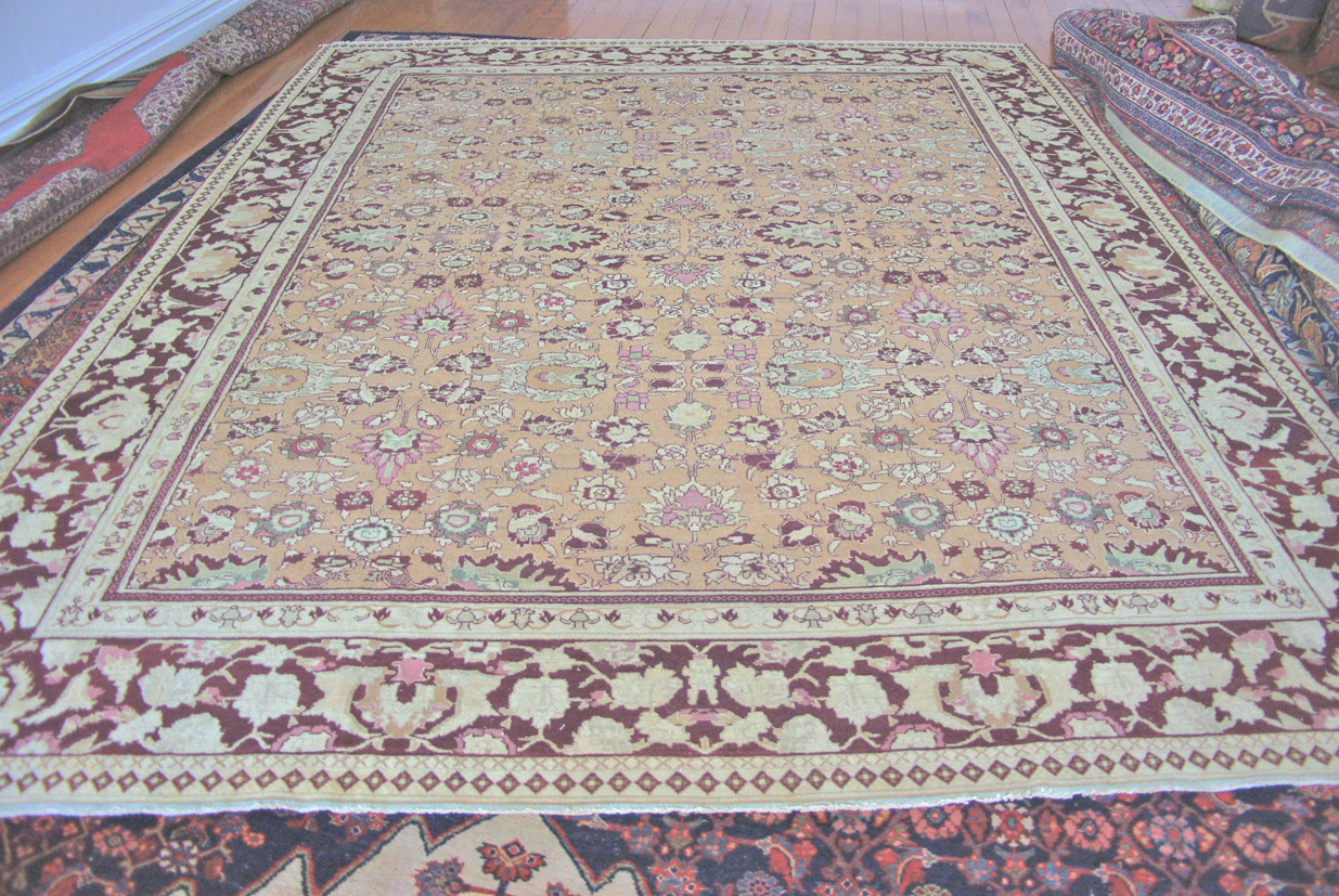 Agra carpet India 360 x 300 cm